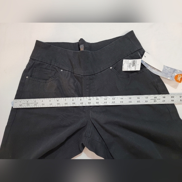 JAG Fenmore Crop Women's Size 14, Black, Pull on, Front Pockets, Back Po… - Picture 4 of 10